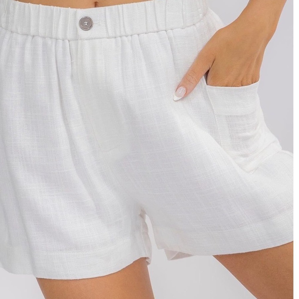 A & She White Linen Blend High Waisted Cargo Shorts Small NWT‎ AP1123